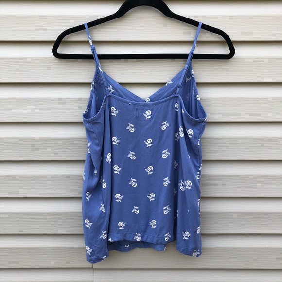 Old Navy | V-neck blue loose fit cami - Picture 4 of 5